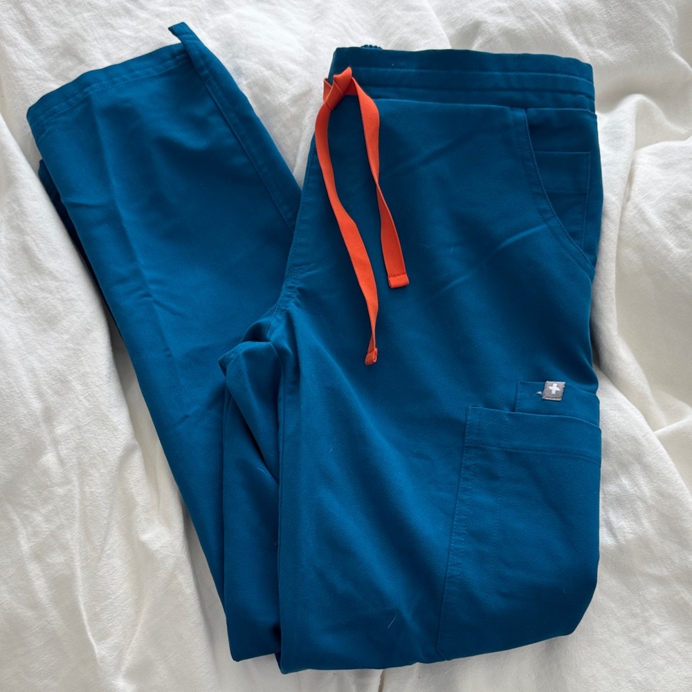 Figs Yola Skinny Blue Scrub Pants with Orange Drawstring XSP